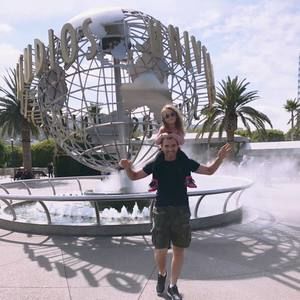 Meet your Posher, Foti